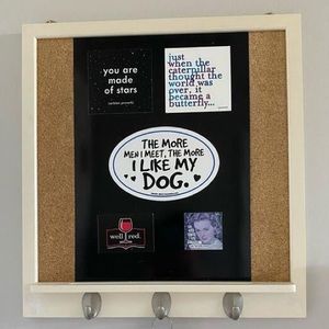 Hanging cork/chalk board with key hooks